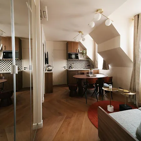 Lavie Maison - 33 Louvre * Paris