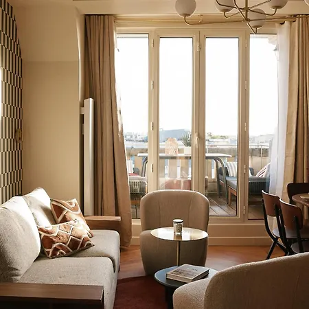 Lavie Maison - 33 Louvre Apartman
