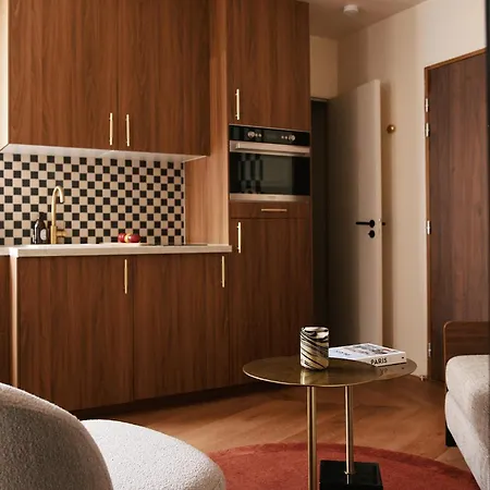 Lavie Maison - 33 Louvre Apartman *