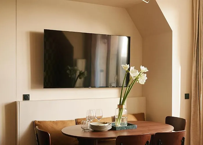 Lavie Maison - 33 Louvre 公寓