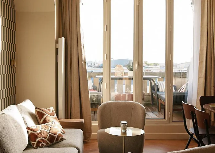 Lavie Maison - 33 Louvre 公寓