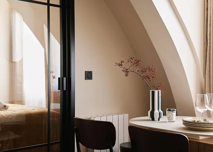 Lavie Maison - 33 Louvre 公寓