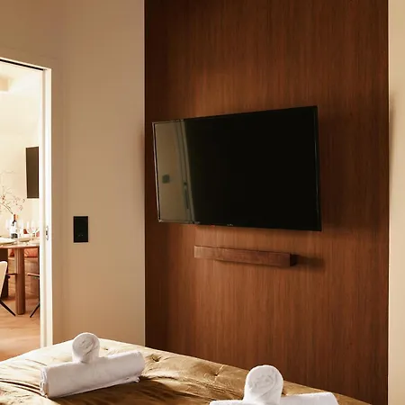 Lavie Maison - 33 Louvre باريس